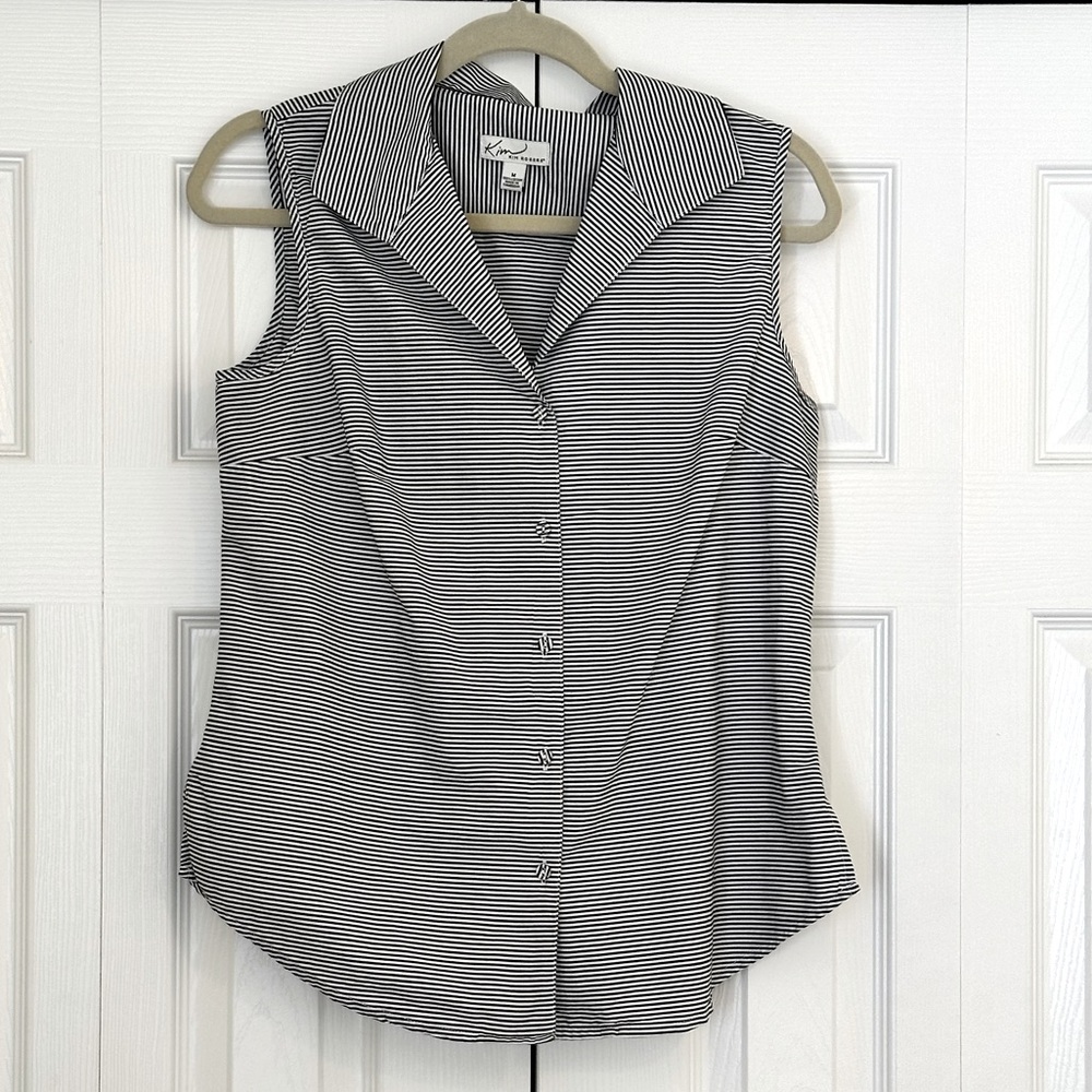 Classic Navy & White Button Down Sleeveless Top Size Med.